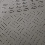 Tapis pvc effet metalissé arrière